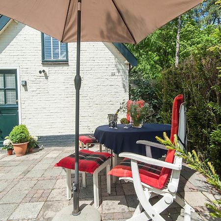 Pleasing Holiday Home In Schoorl With Patio 외부 사진