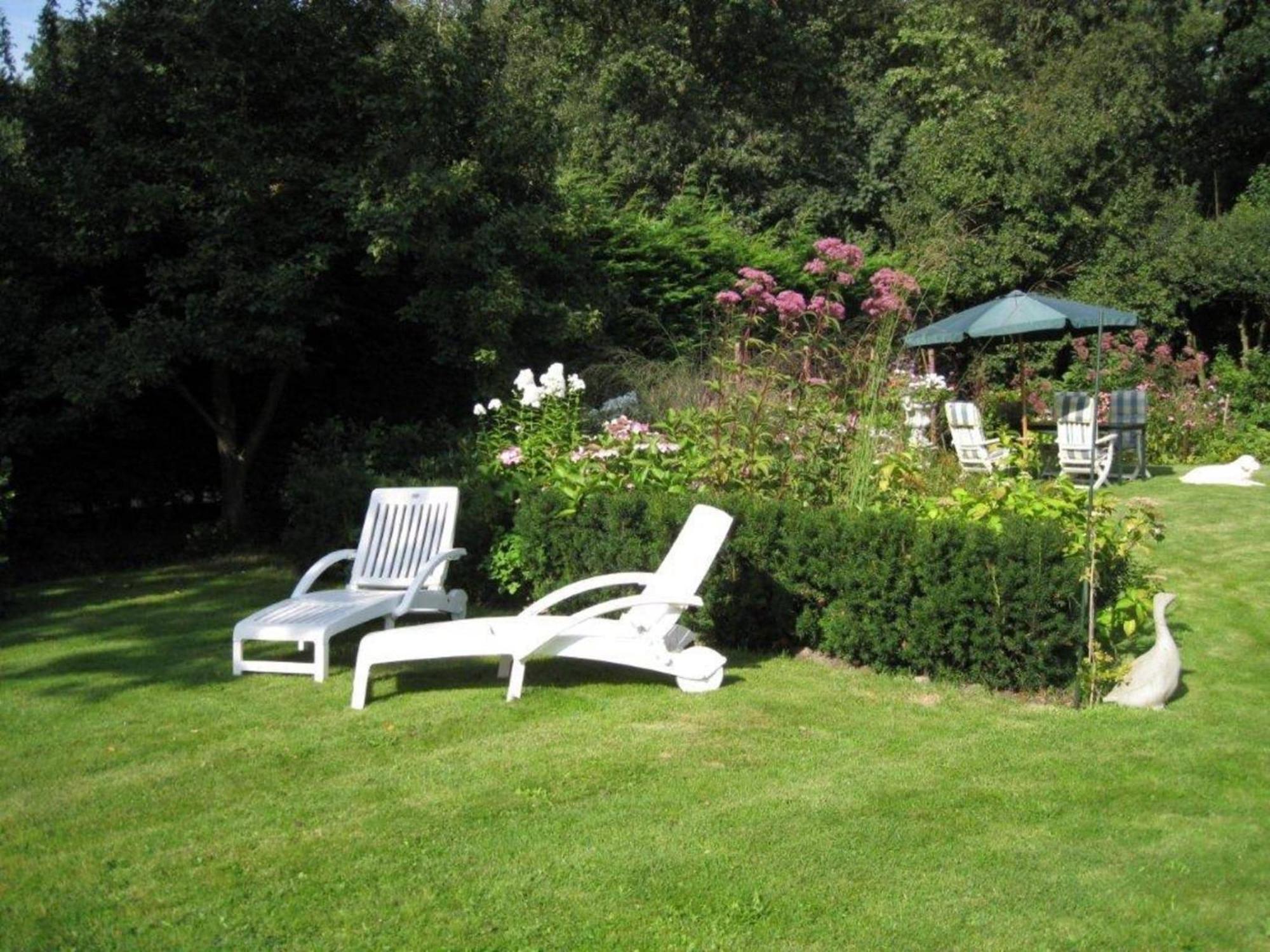 Pleasing Holiday Home In Schoorl With Patio 외부 사진