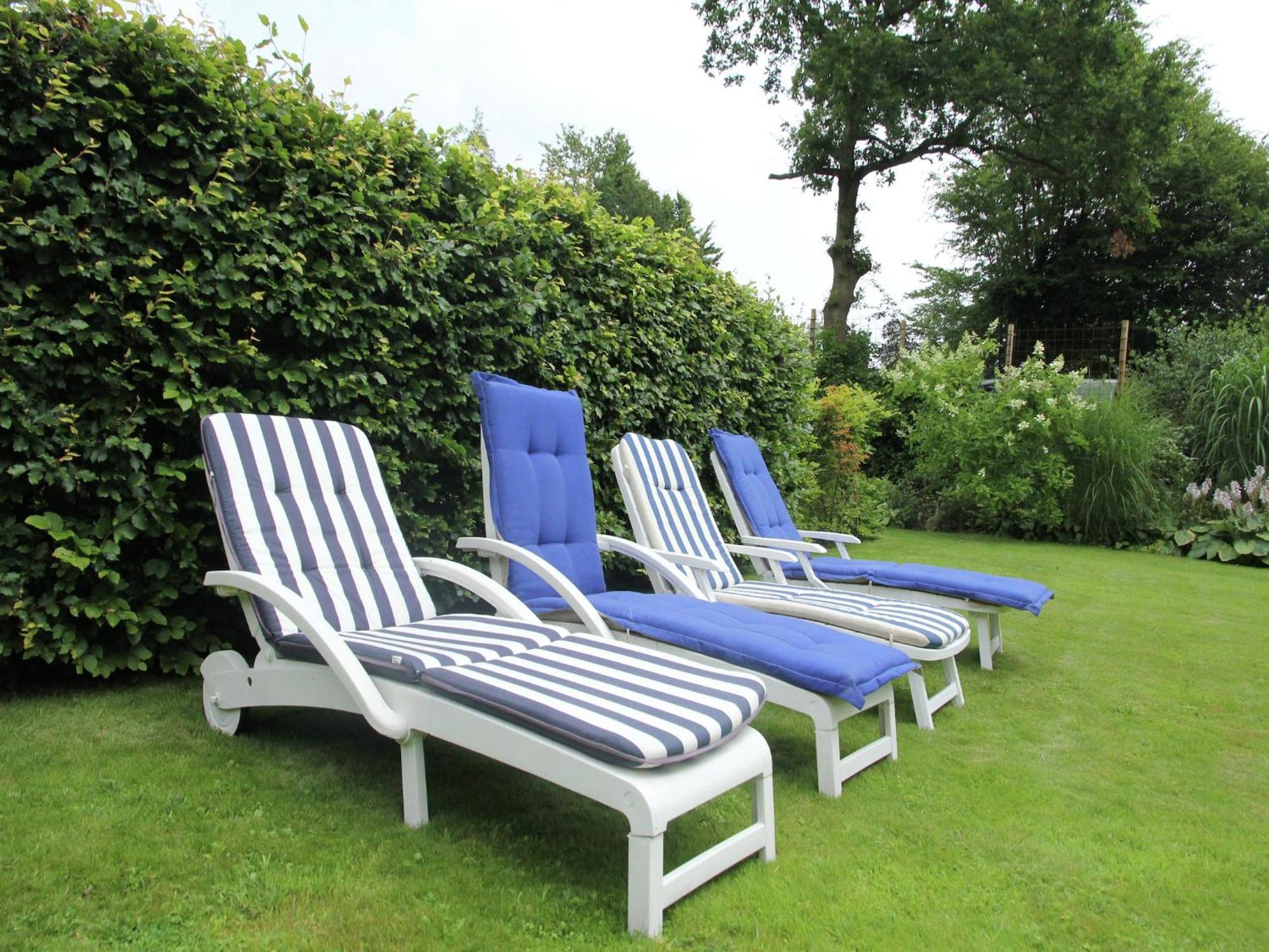 Pleasing Holiday Home In Schoorl With Patio 외부 사진